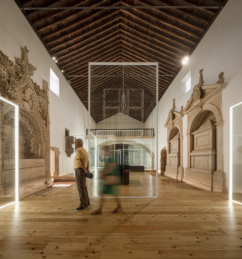 Panteao dos Almeida by Spaceworkers