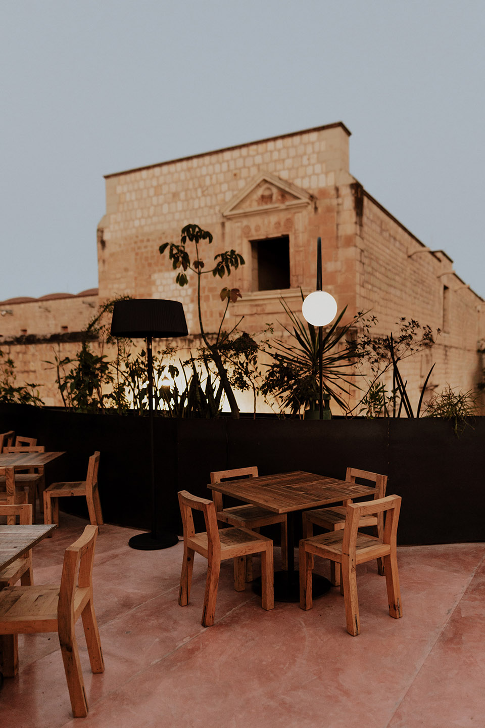 cobarde by rootstudio