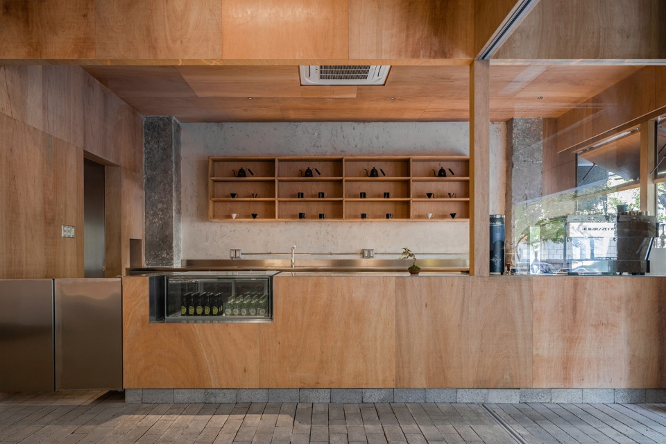 62 Beiting Lane Store China by MOU architecture studio