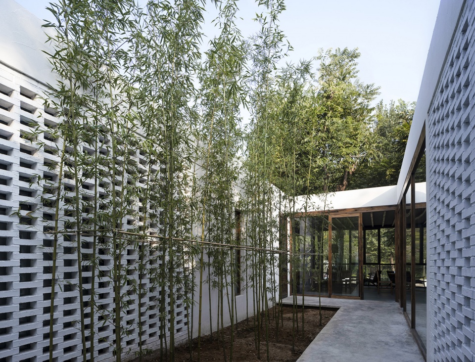 merci mercy restaurant by wujiasanjian studio