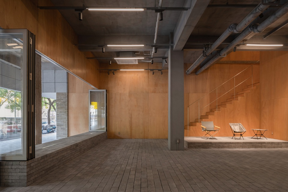 62 Beiting Lane Store China by MOU architecture studio