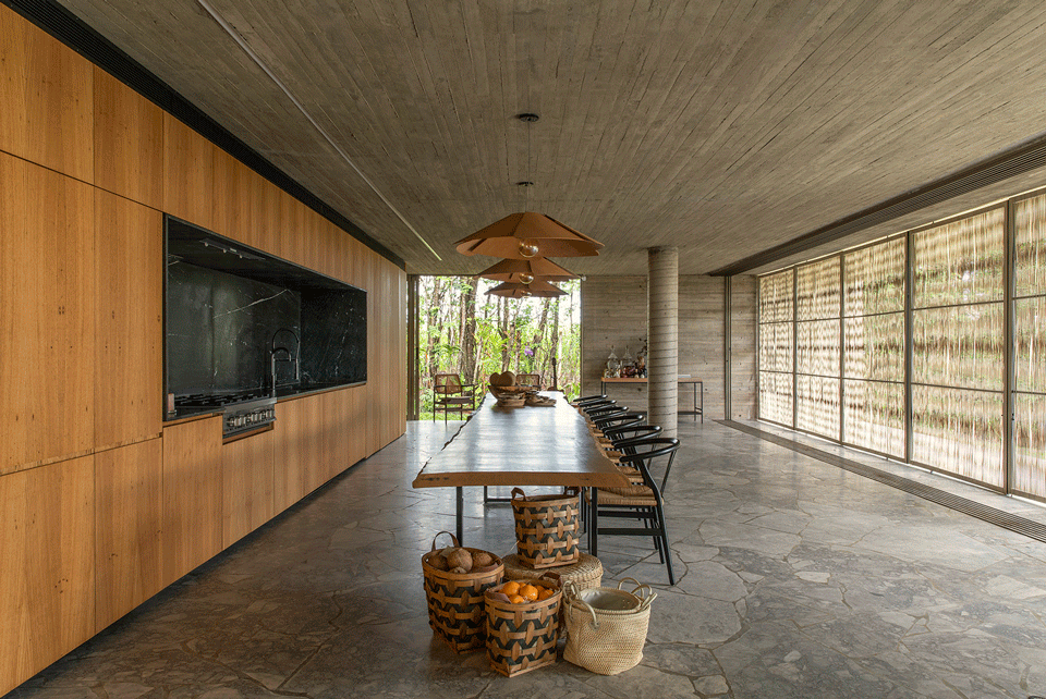 House of the Lake by mf arquitetos