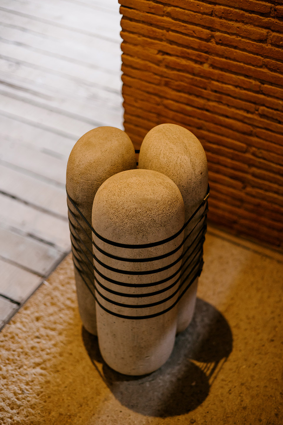 cobarde by rootstudio
