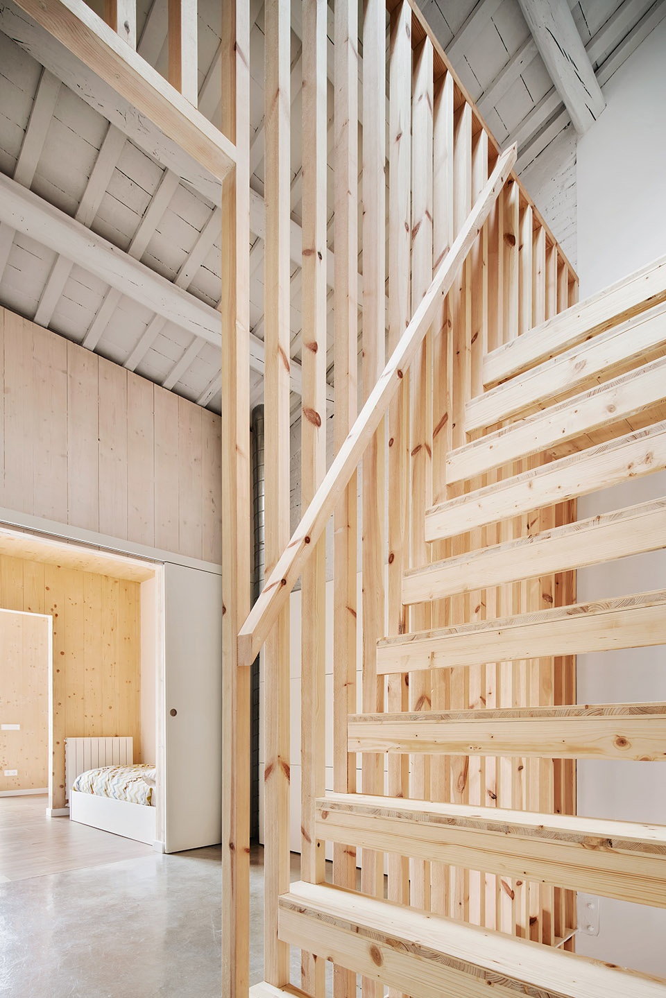 95pla renovation and expansion of a row house by vallribera arquitectes