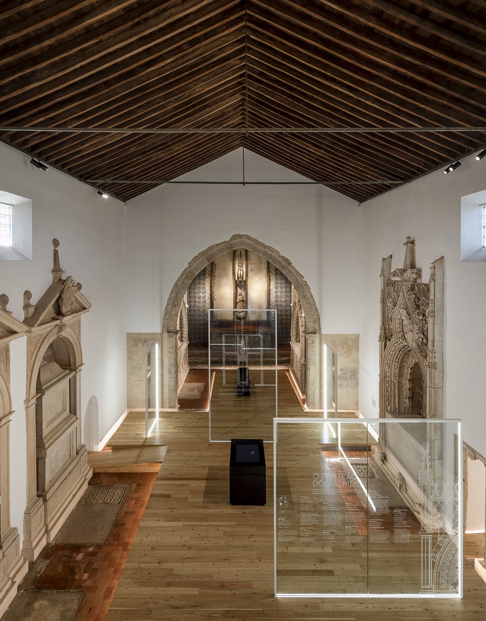 Panteao dos Almeida by Spaceworkers