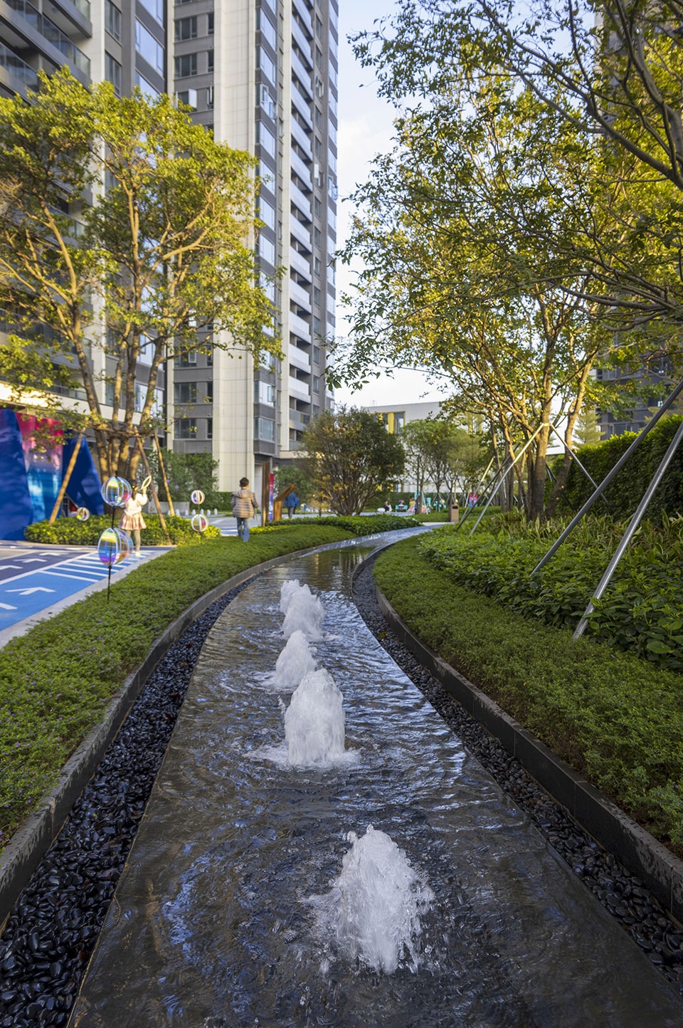 Shenzhen Yanlord Four Seasons New Gardens China by CICADA PUYU STUDIO