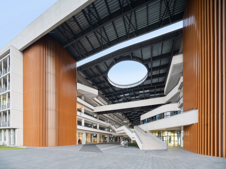 public teaching and learning building of guangdong university of petrochemical technology by tjad