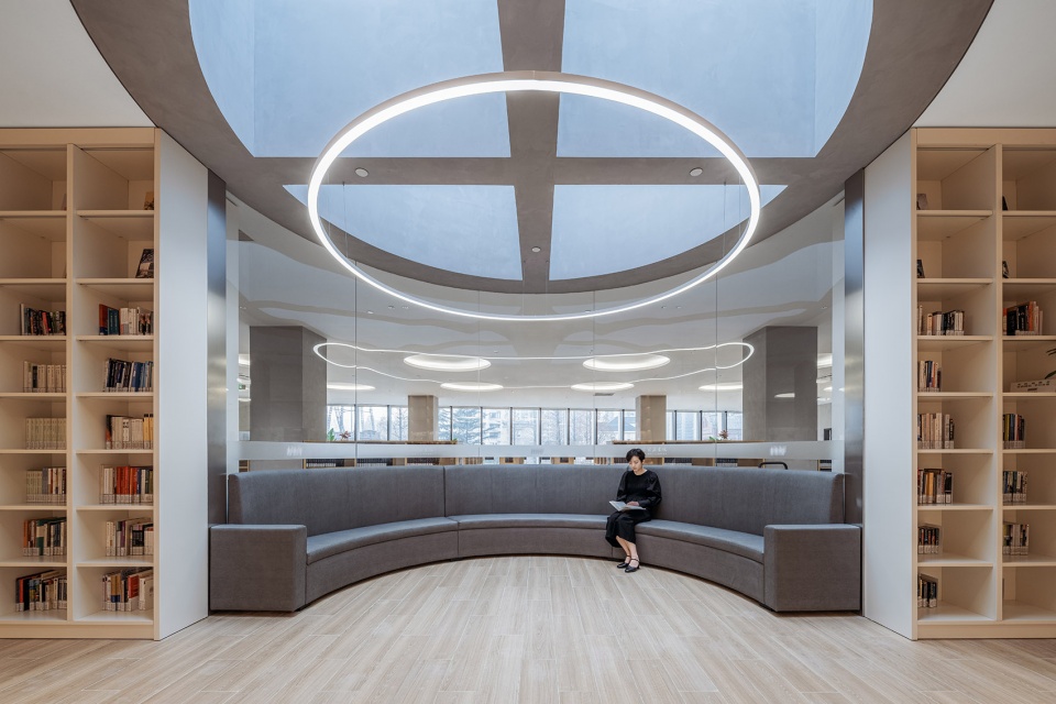 zikawei library by wutopia lab