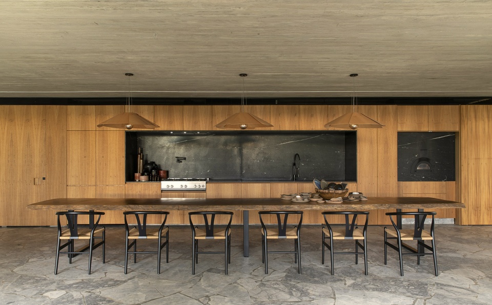 House of the Lake by mf arquitetos