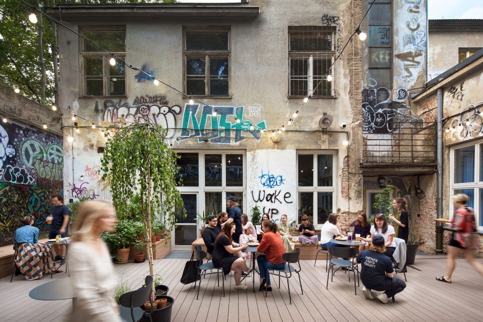 kumst by kogaa studio