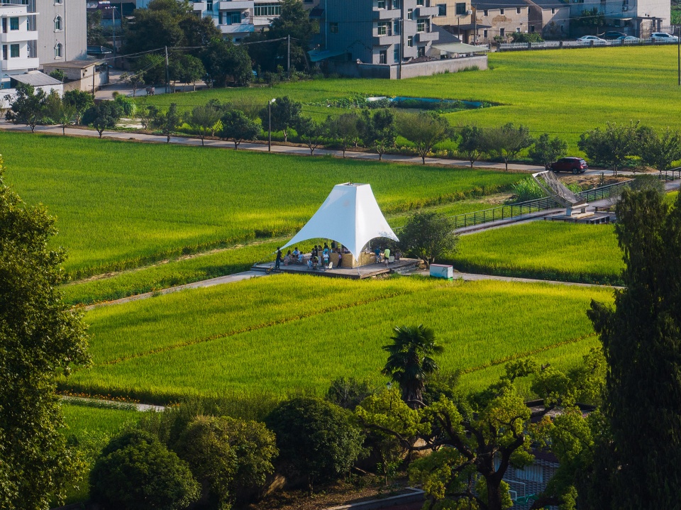 tower pavilion in paddy fields by jumpinghouselab
