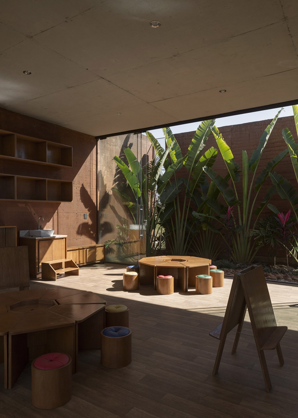 child care center by equipo de arquitectura