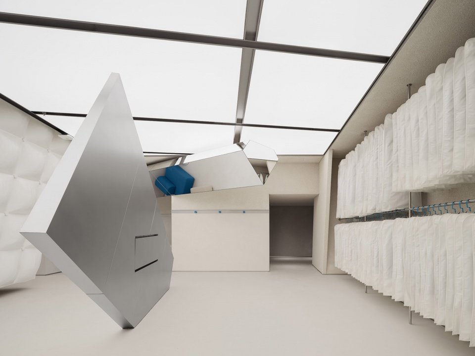 skypeople beijing concept store by fog architecture