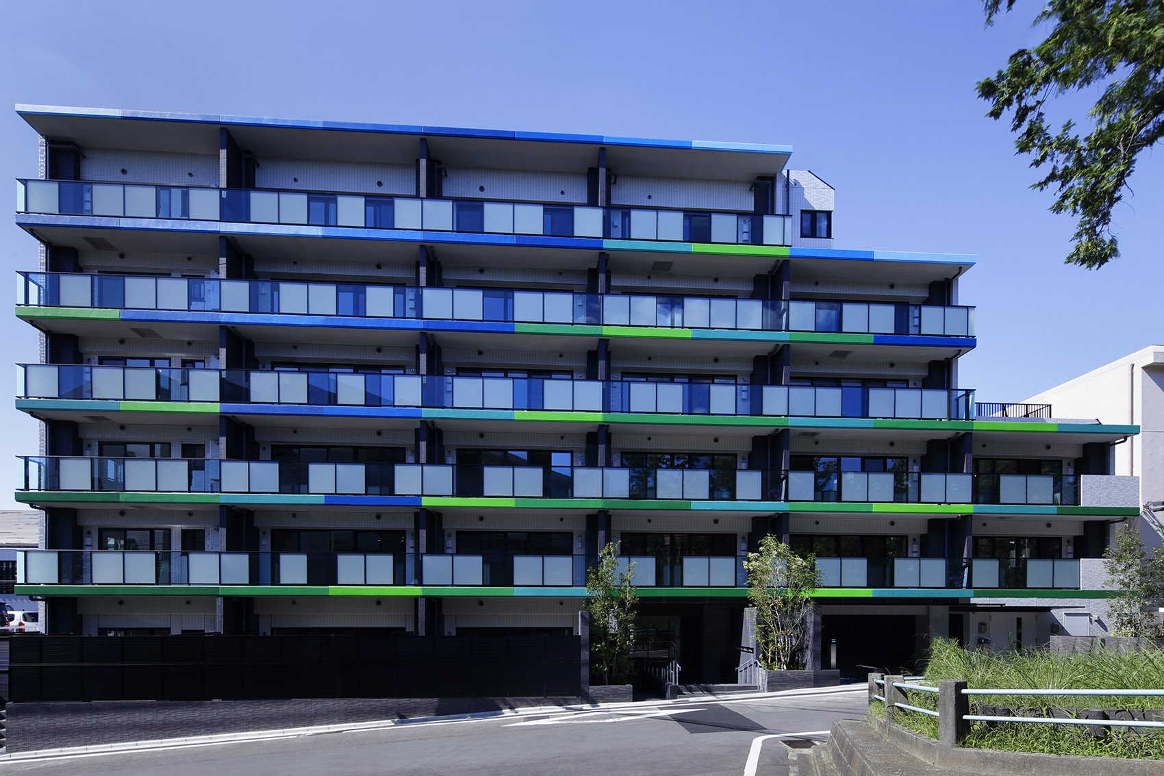 geosong by moriyuki ochiai architects