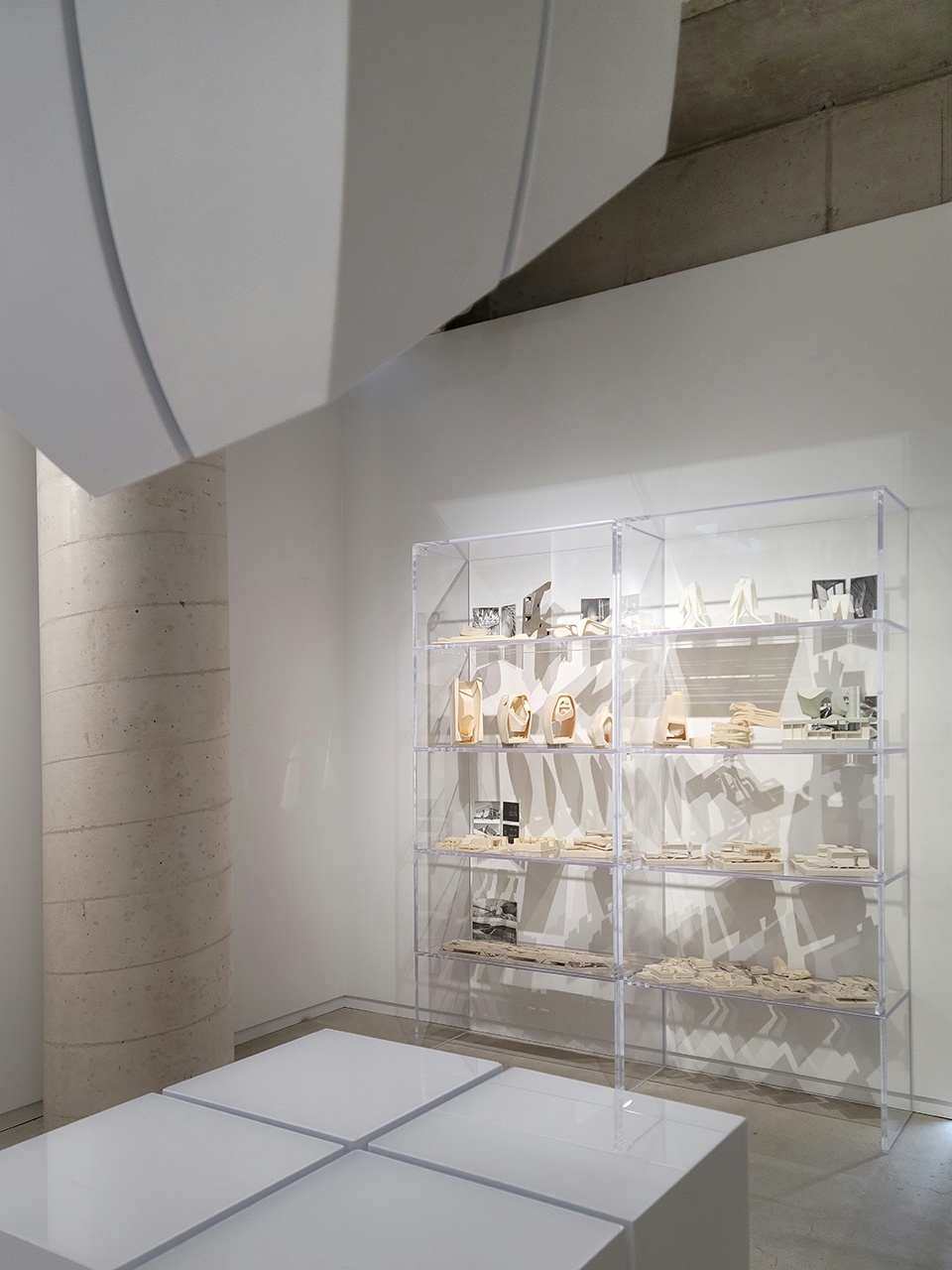 Seongsu Dong Gallery 55 by Morphosis