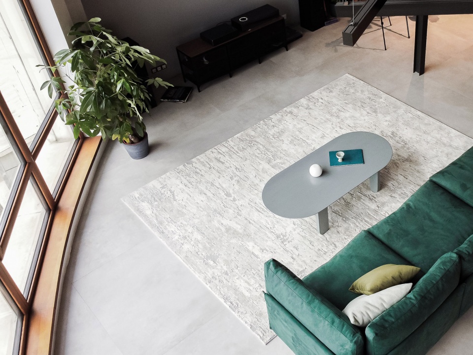 LOFT APARTMENT by ZROBIM architects