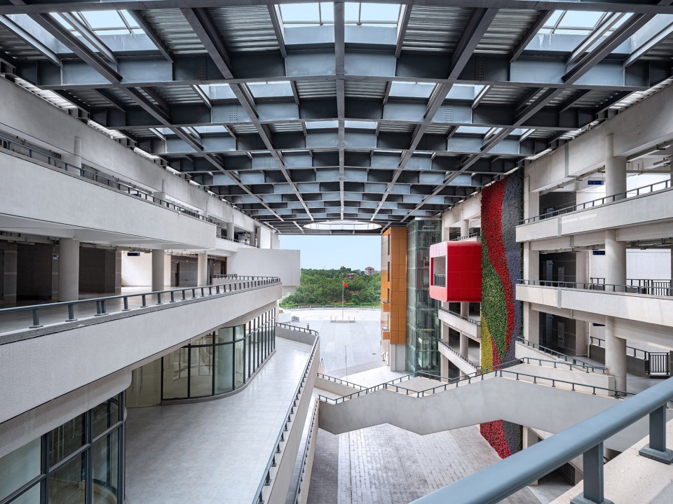 public teaching and learning building of guangdong university of petrochemical technology by tjad