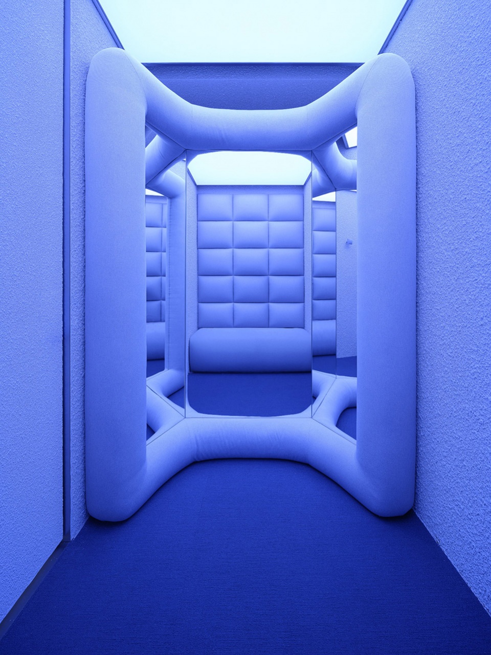 skypeople beijing concept store by fog architecture