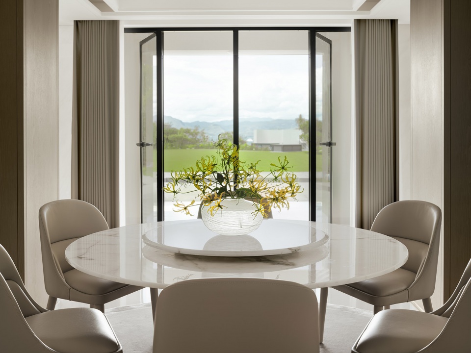 private house near erhai lake by chen design