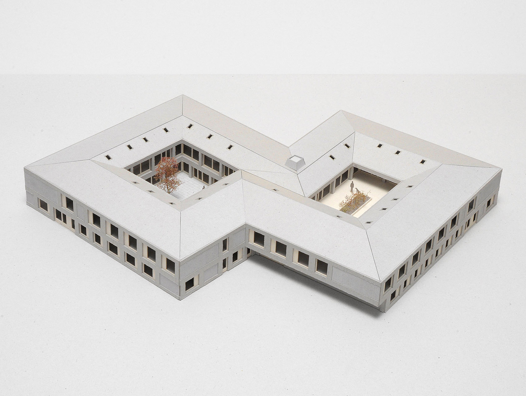 medico social support structure sams by lacroix chessex