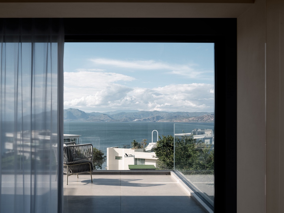 private house near erhai lake by chen design