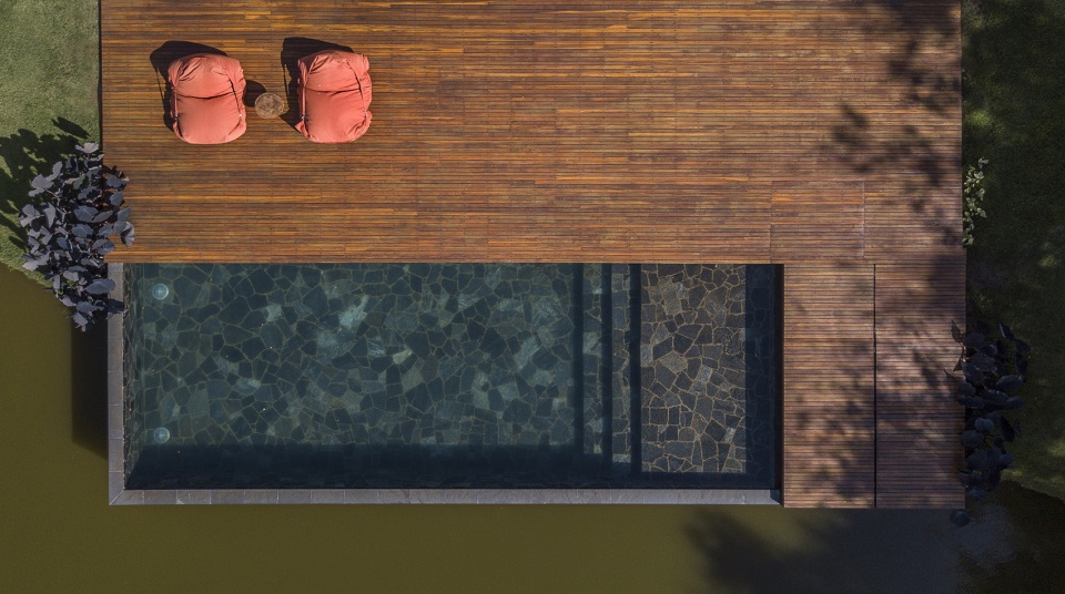 House of the Lake by mf arquitetos