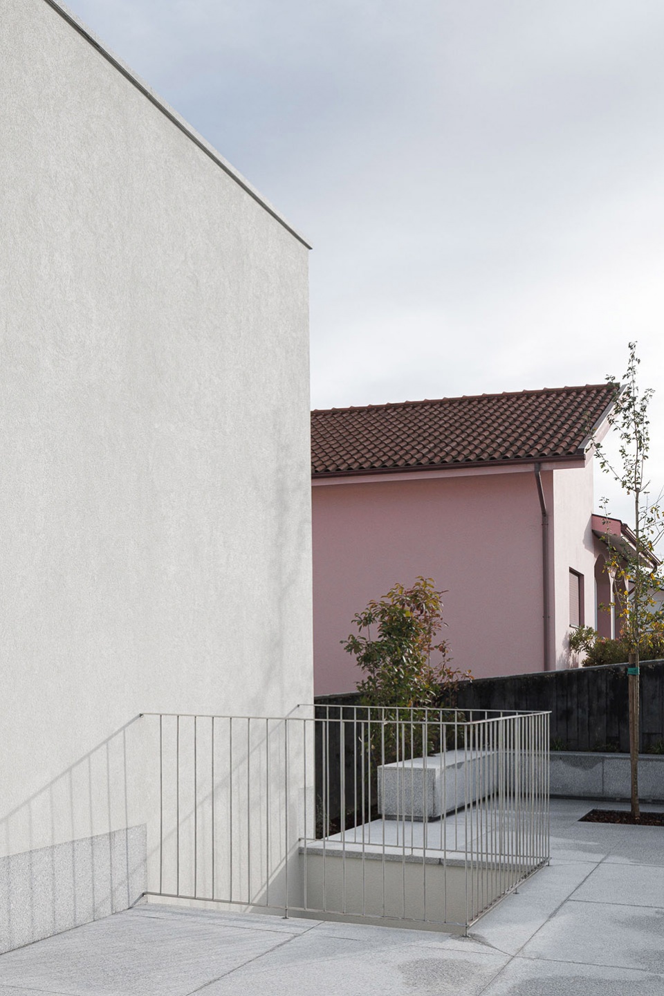 house in santa marinha by helder da rocha arquitectos