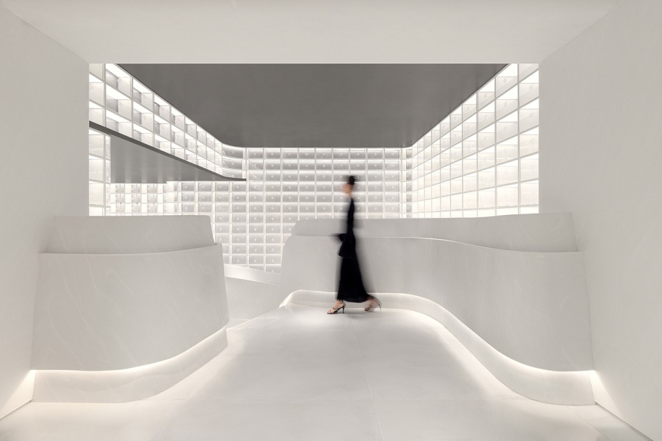 hidden garden florasiss first global flagship store by leaping creative