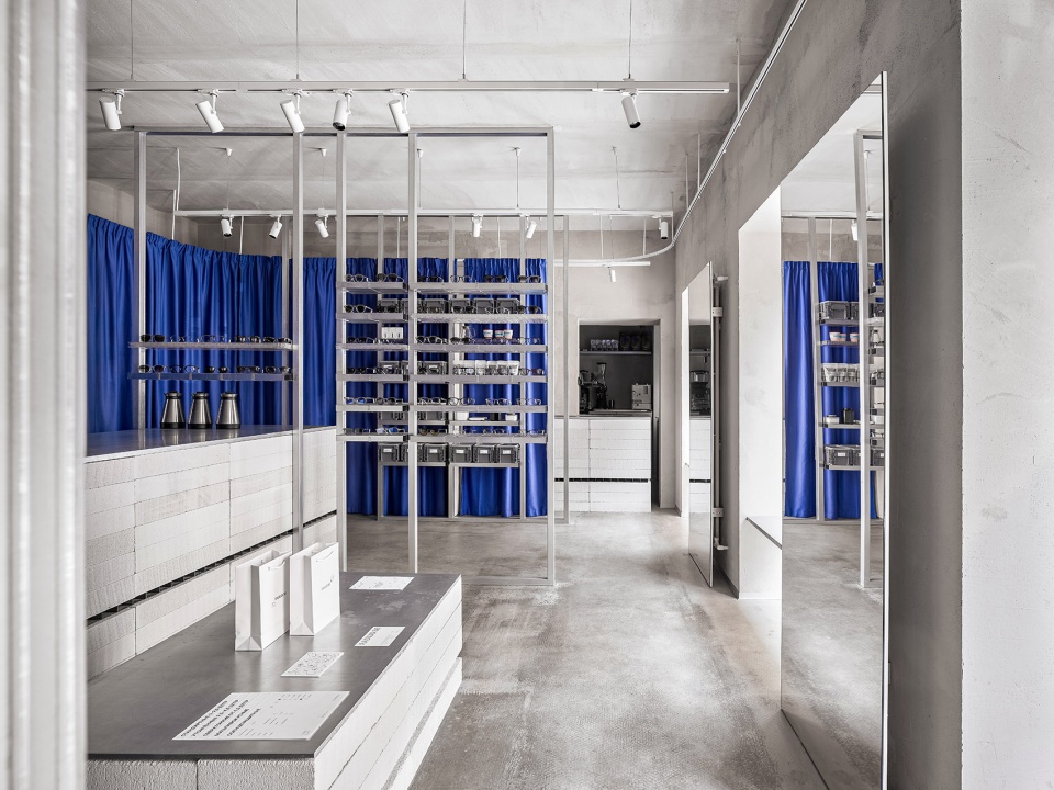 Radius 58 optics pop up Resource coffee by DA bureau