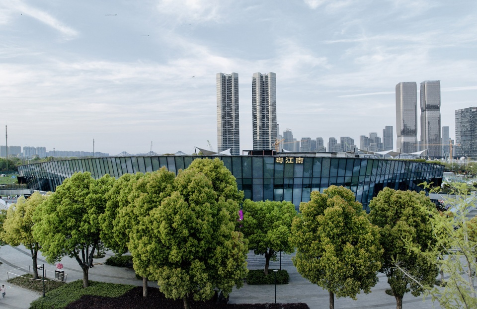 Yuejiangnan China by Hangzhou Wuxing Youxing Design
