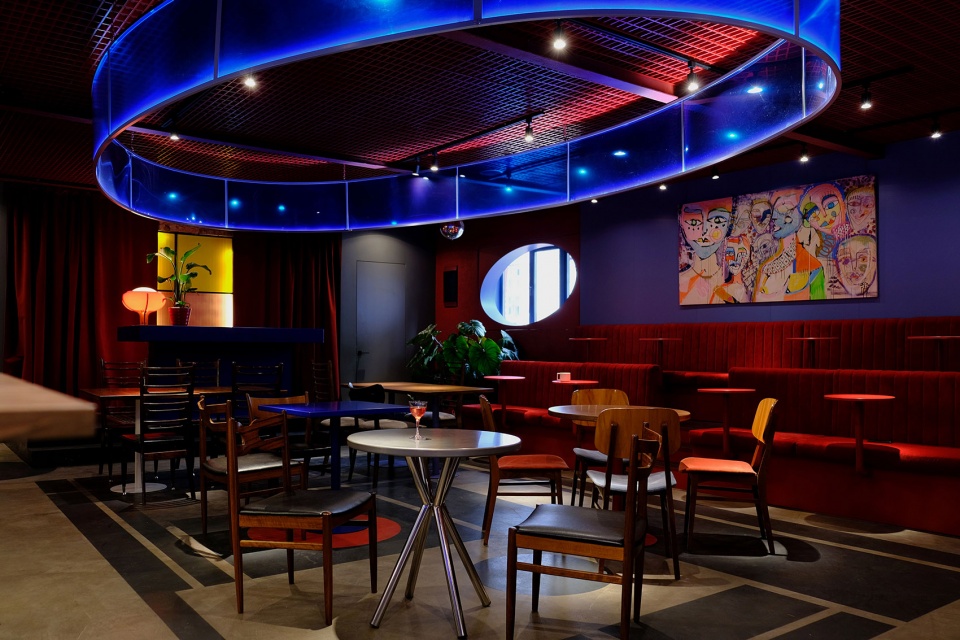 Record Bar by STUDIO SHOO