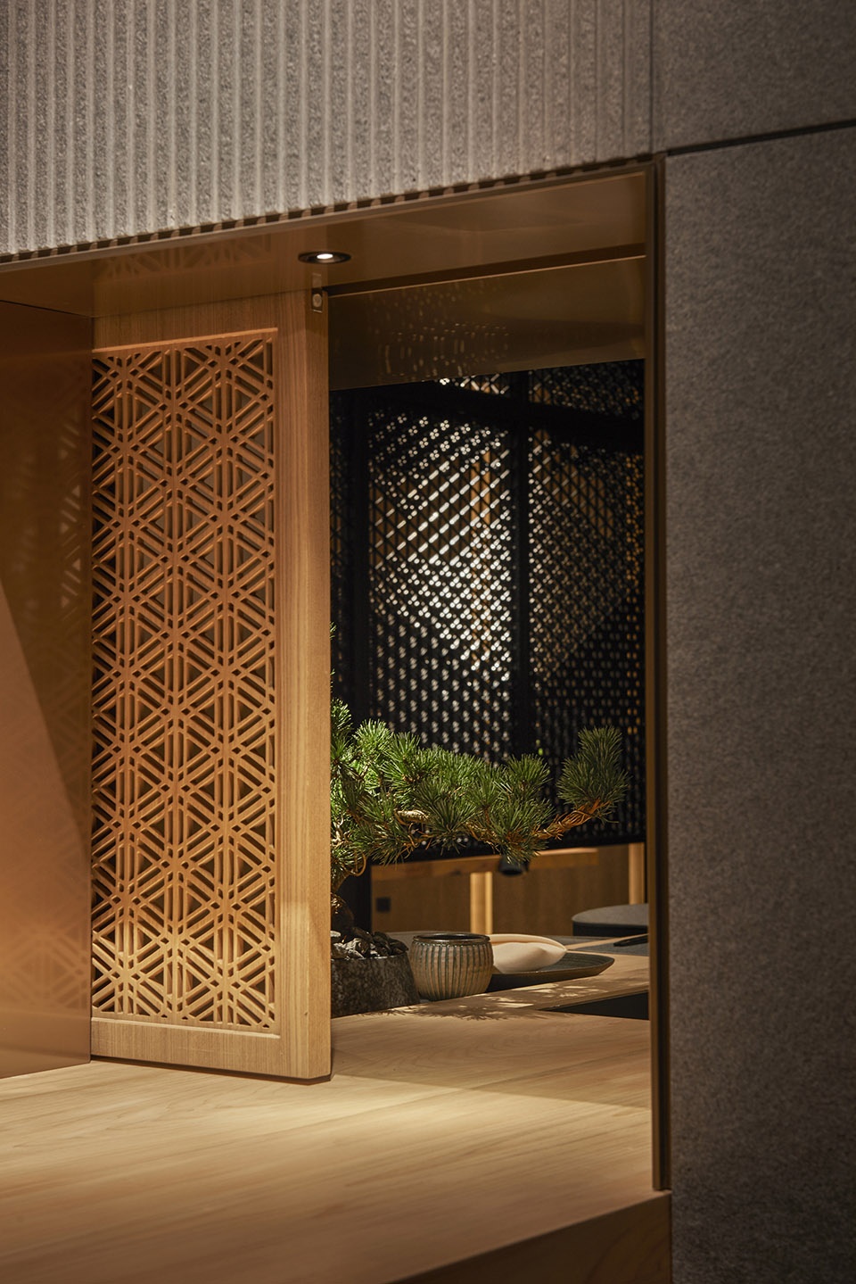 Akari by okamoto deguchi design