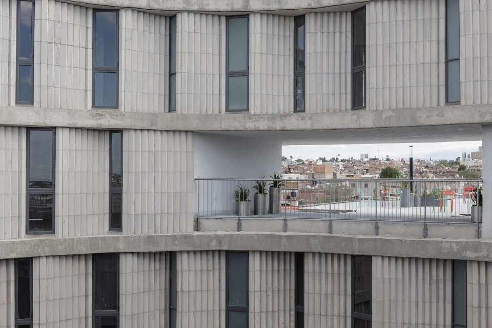 Las Americas Social Housing SO IL