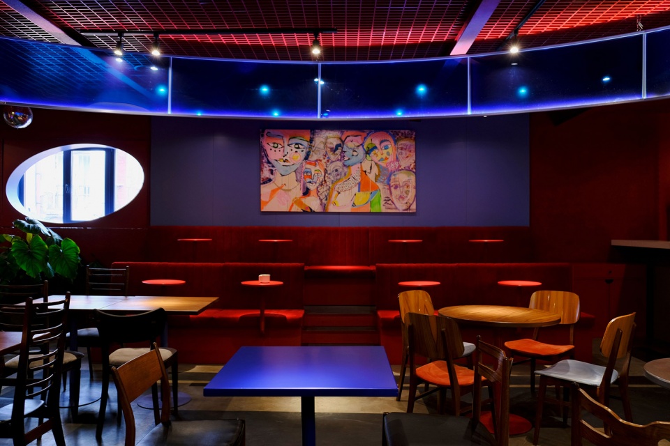 Record Bar by STUDIO SHOO