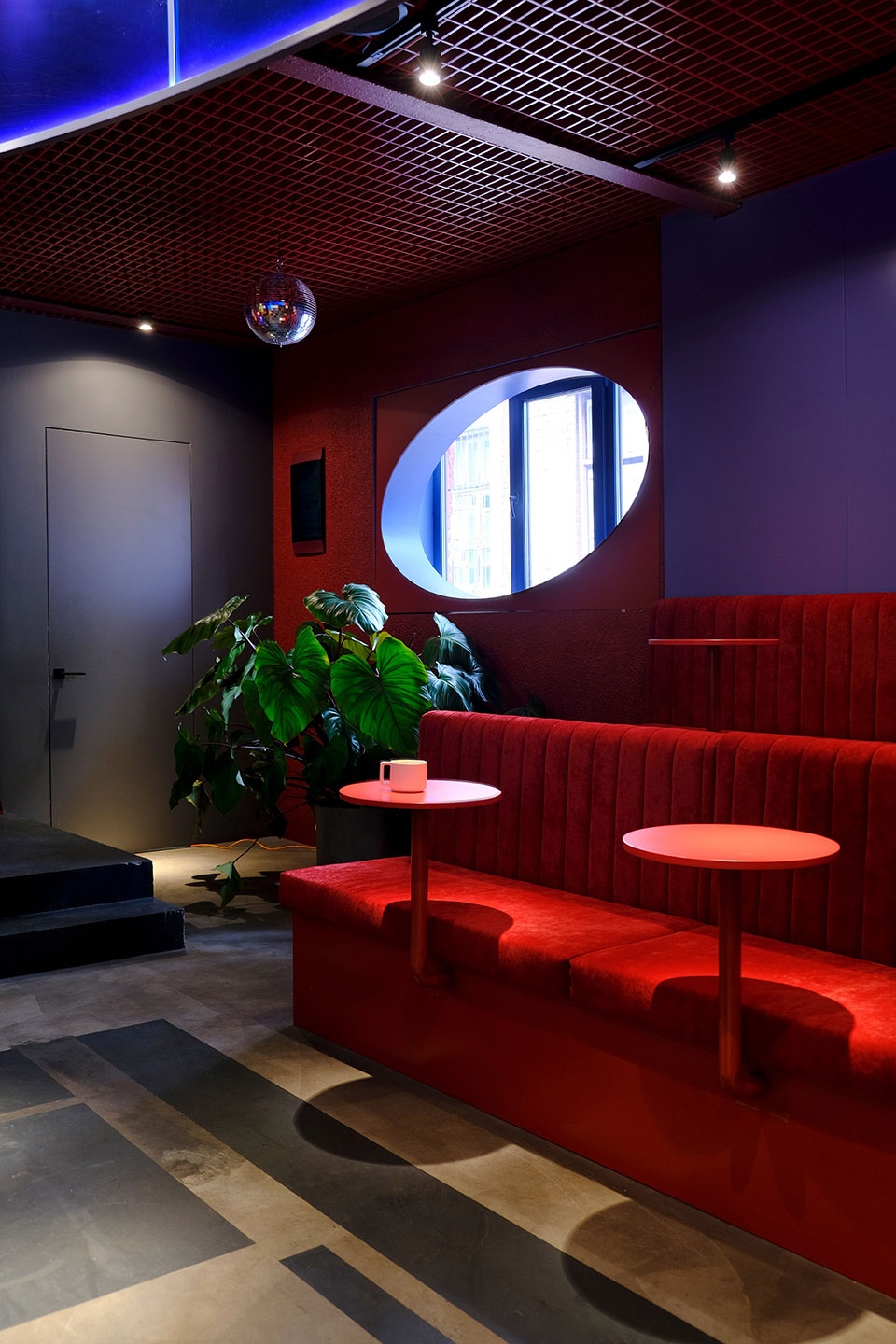 Record Bar by STUDIO SHOO
