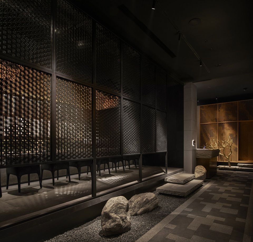 Akari by okamoto deguchi design