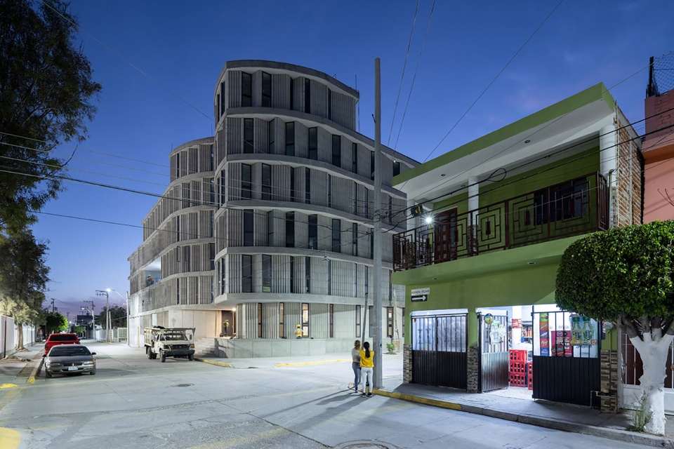 Las Americas Social Housing SO IL