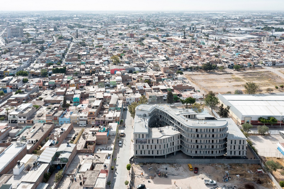 Las Americas Social Housing SO IL