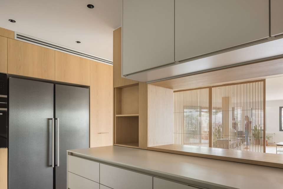 home in la pagoda by tambori arquitectes