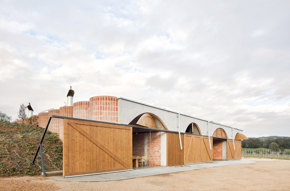 Mont Ras Winery by Jorge Vidal Studio