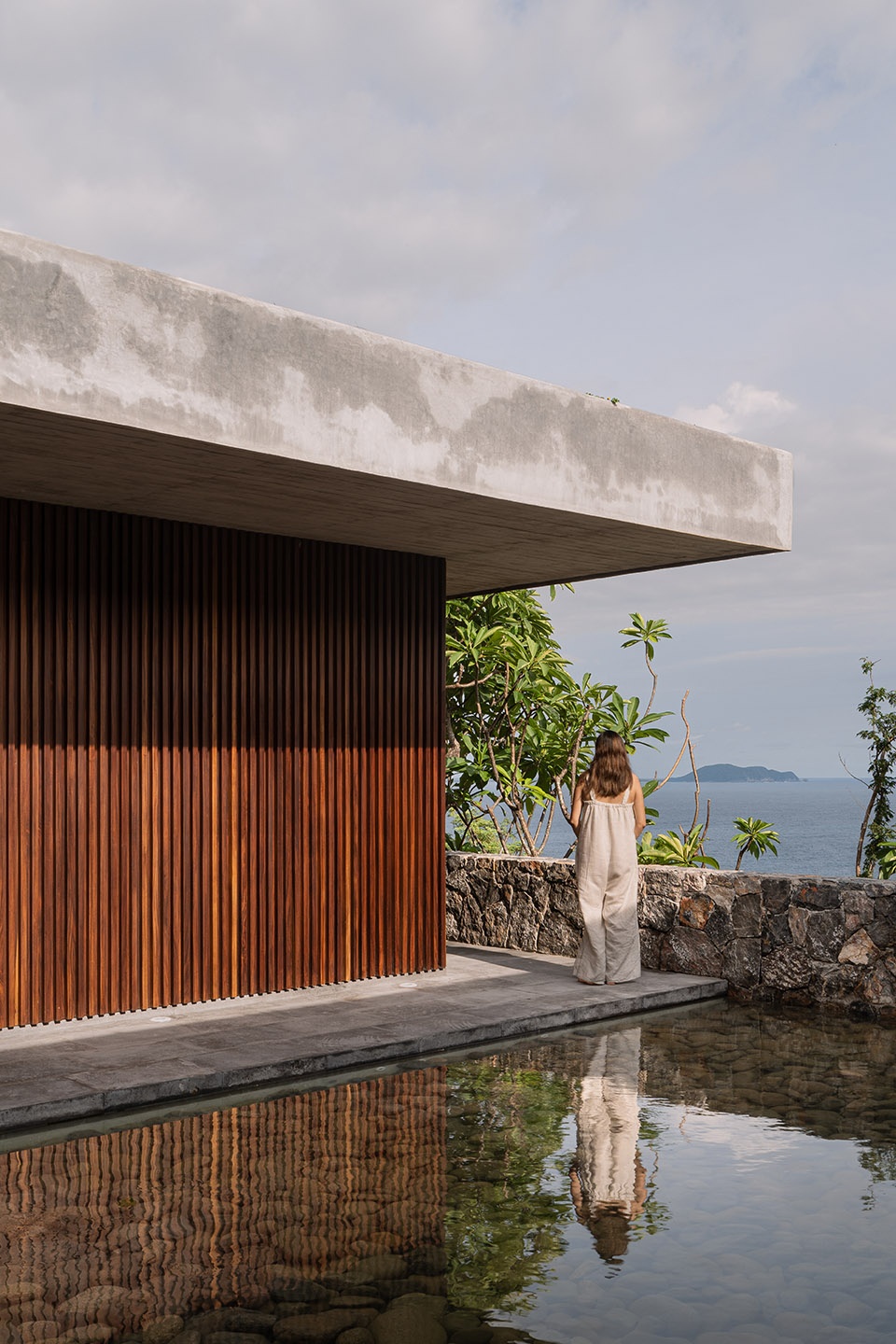 CASA MATEO by Zozaya Arquitectos