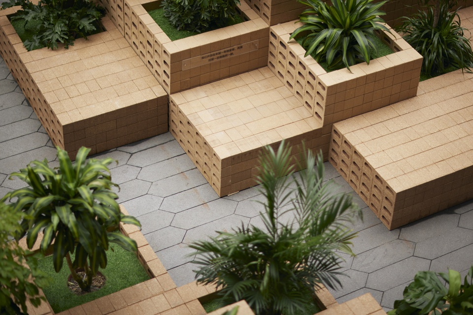 Alp of Spring China by Use Design