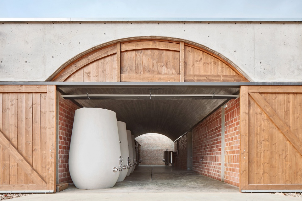 Mont Ras Winery by Jorge Vidal Studio
