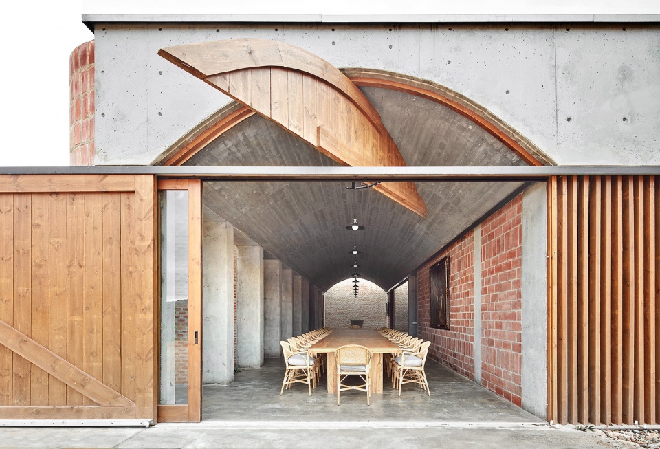 Mont Ras Winery by Jorge Vidal Studio