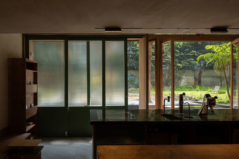 stamp cafe by wooom studio