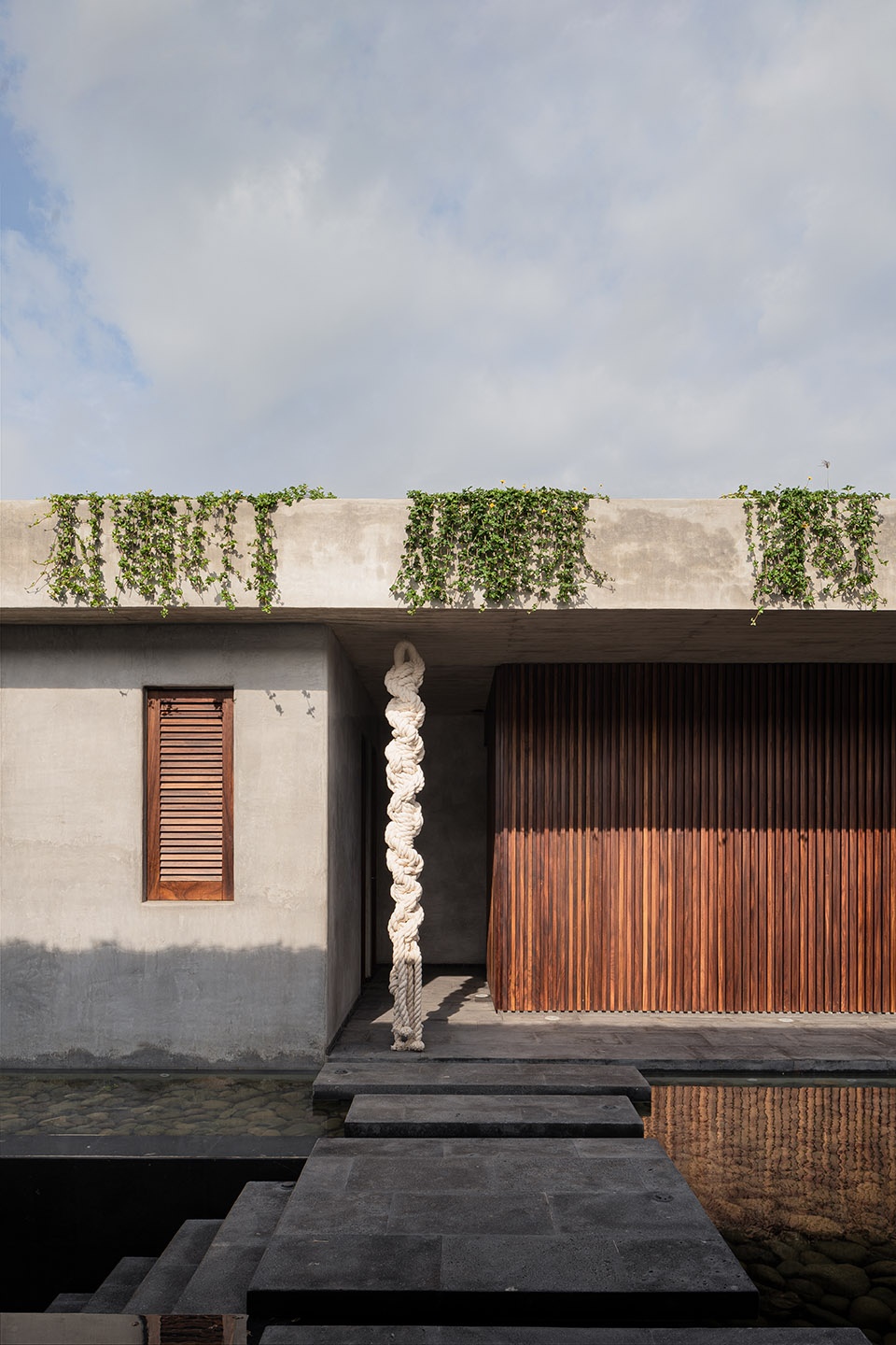 CASA MATEO by Zozaya Arquitectos