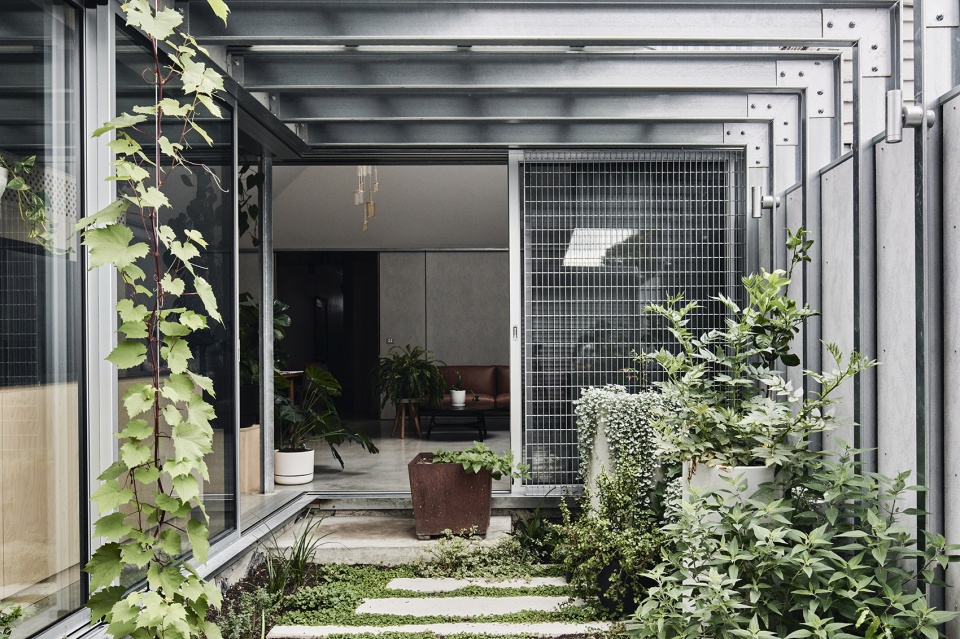 That Old Chestnut House by FIGR Architecture and Design