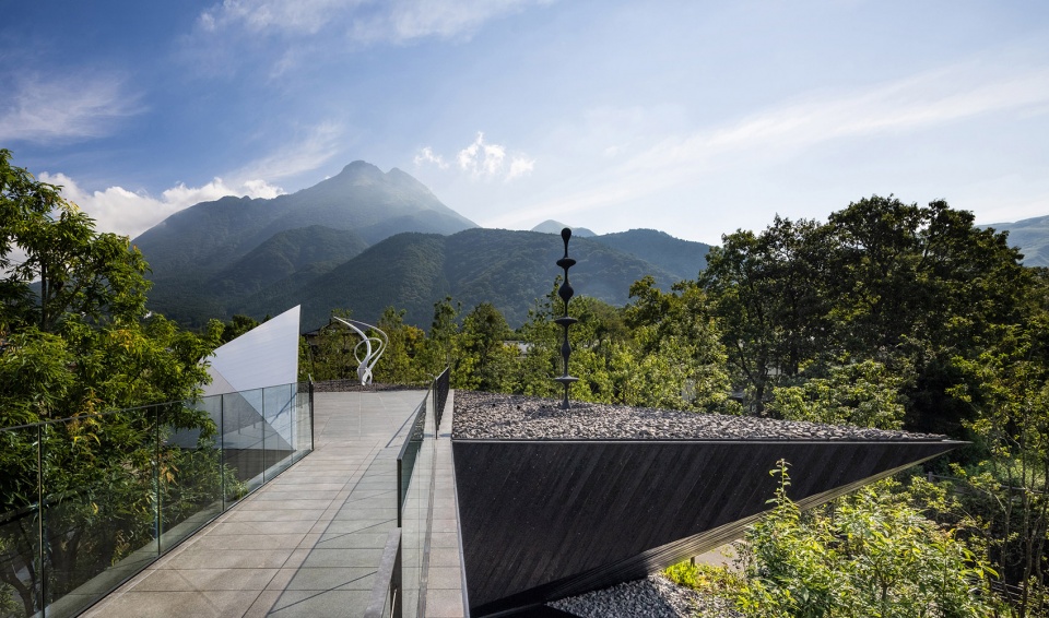 comico art museum yufuin annex by kkaa