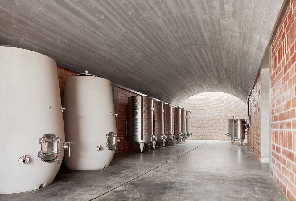 Mont Ras Winery by Jorge Vidal Studio