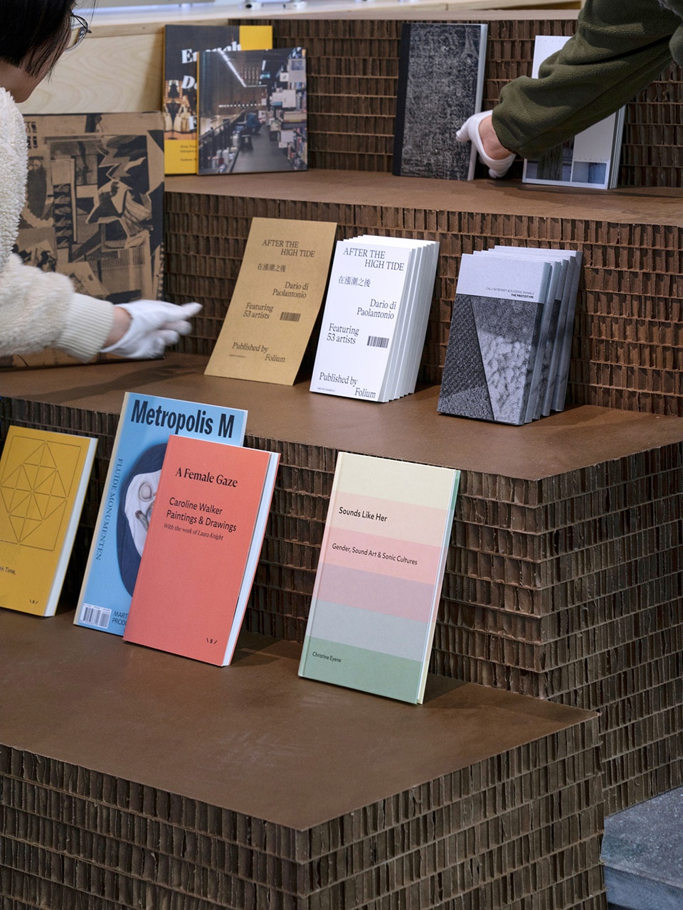 Renovation of X Art Bookshop and Workshop of Parallel Institute China by Atelier Gegeben